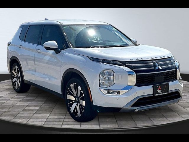 2025 Mitsubishi Outlander Plug-In Hybrid SEL