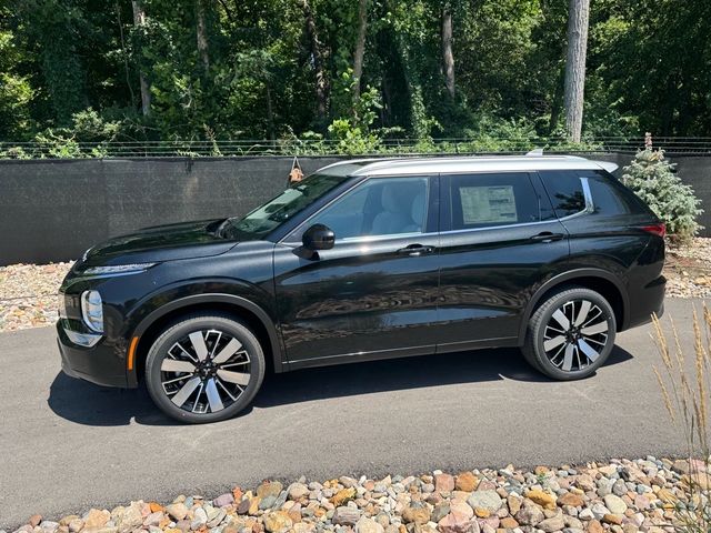 2025 Mitsubishi Outlander Platinum Edition