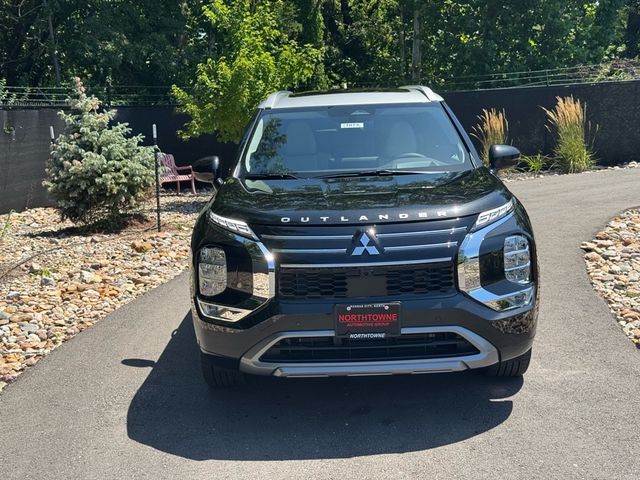 2025 Mitsubishi Outlander Platinum Edition