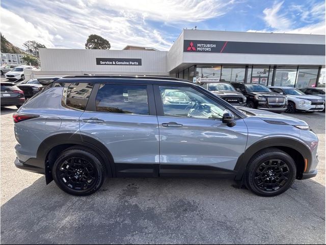 2025 Mitsubishi Outlander Trail Edition