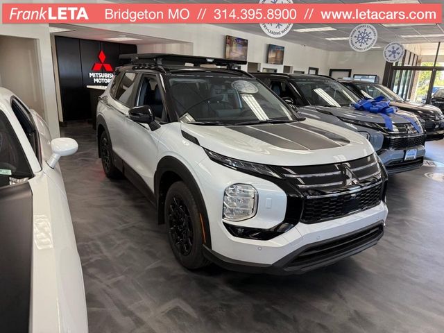 2025 Mitsubishi Outlander Trail Edition