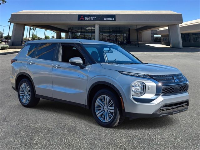 2025 Mitsubishi Outlander Plug-In Hybrid ES