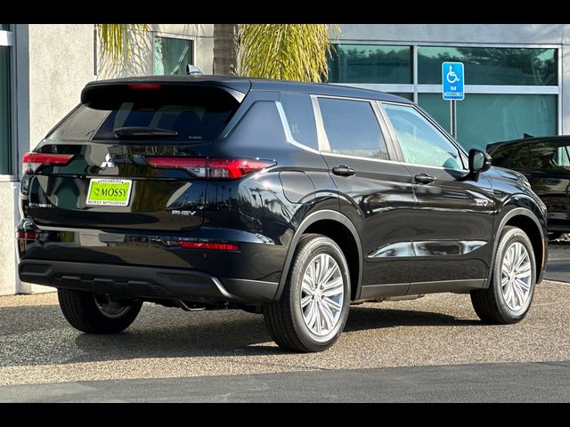 2025 Mitsubishi Outlander Plug-In Hybrid ES