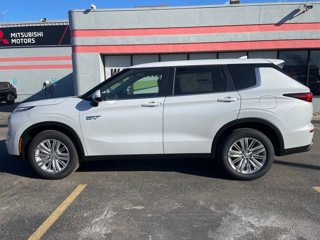 2025 Mitsubishi Outlander Plug-In Hybrid ES