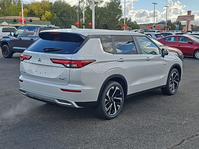 2025 Mitsubishi Outlander Plug-In Hybrid SE