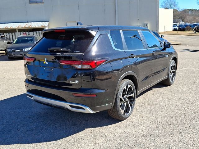 2025 Mitsubishi Outlander Plug-In Hybrid SE