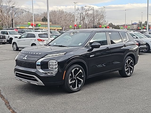 2025 Mitsubishi Outlander Plug-In Hybrid SE