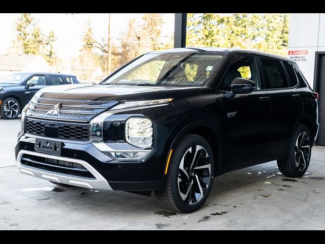 2025 Mitsubishi Outlander Plug-In Hybrid SE