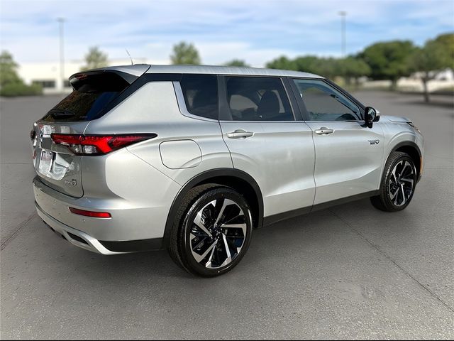 2025 Mitsubishi Outlander Plug-In Hybrid SE