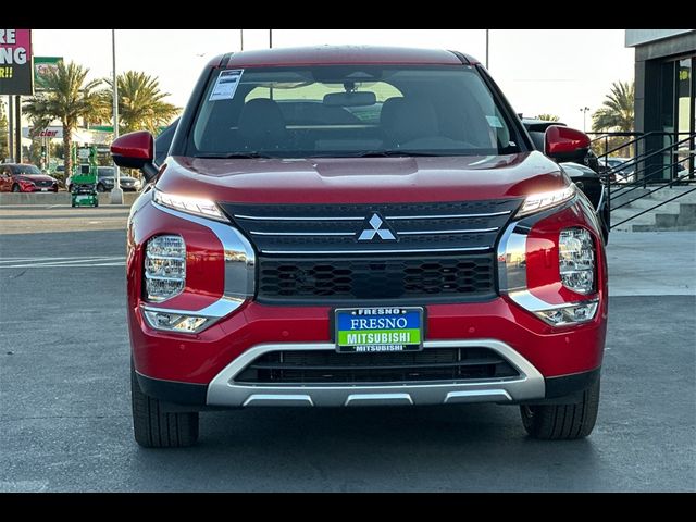 2025 Mitsubishi Outlander Plug-In Hybrid SE