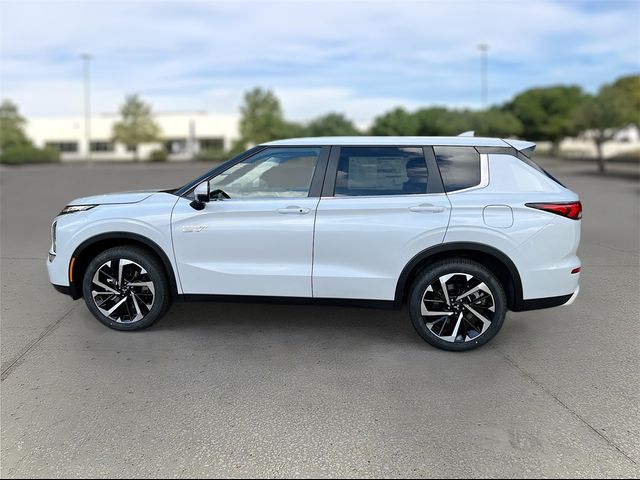 2025 Mitsubishi Outlander Plug-In Hybrid SE