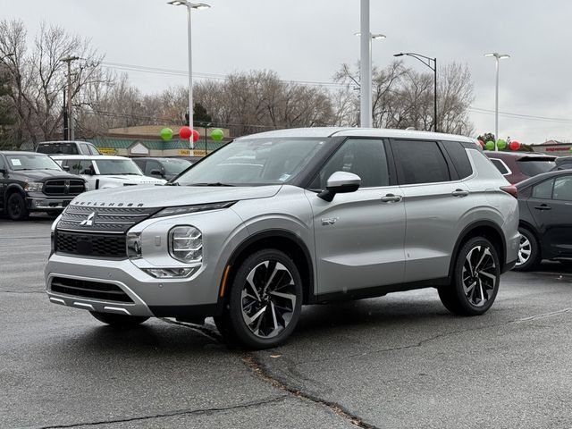 2025 Mitsubishi Outlander Plug-In Hybrid SE