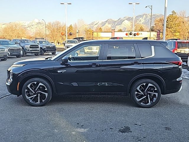 2025 Mitsubishi Outlander Plug-In Hybrid SE