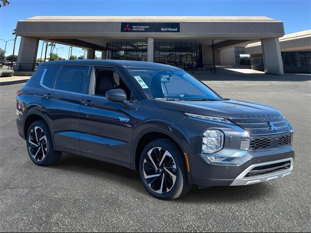 2025 Mitsubishi Outlander Plug-In Hybrid SE