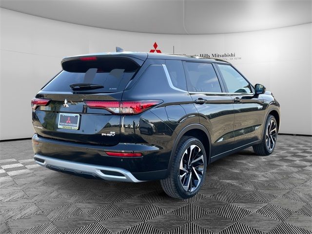 2025 Mitsubishi Outlander Plug-In Hybrid SE