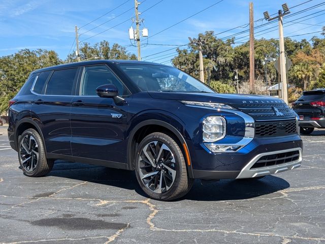 2025 Mitsubishi Outlander Plug-In Hybrid SE