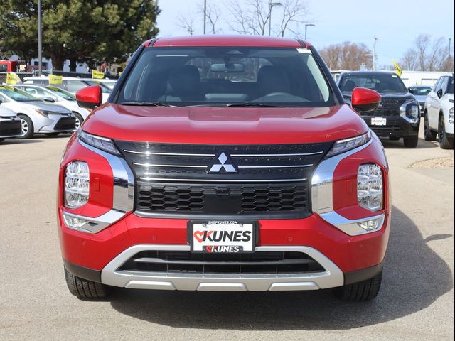 2025 Mitsubishi Outlander Plug-In Hybrid SE