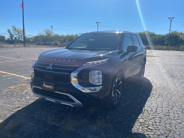 2025 Mitsubishi Outlander Plug-In Hybrid SE