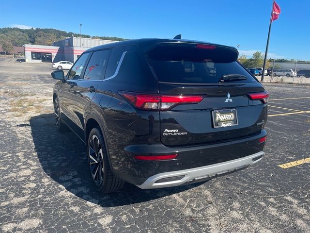 2025 Mitsubishi Outlander Plug-In Hybrid SE