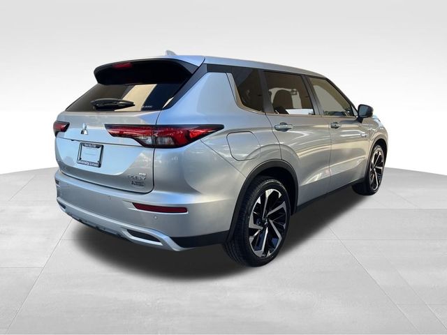 2025 Mitsubishi Outlander Plug-In Hybrid SE