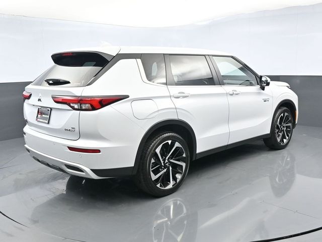 2025 Mitsubishi Outlander Plug-In Hybrid SE