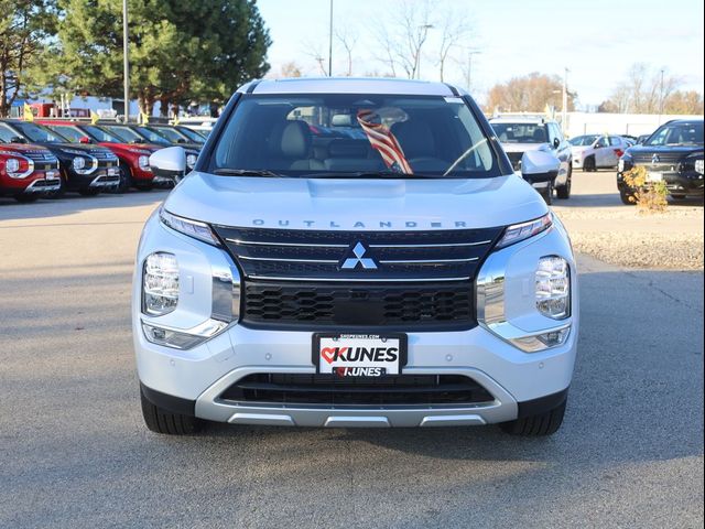 2025 Mitsubishi Outlander Plug-In Hybrid SE