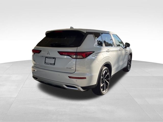 2025 Mitsubishi Outlander Plug-In Hybrid SE