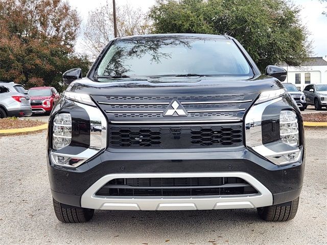 2025 Mitsubishi Outlander Plug-In Hybrid SE