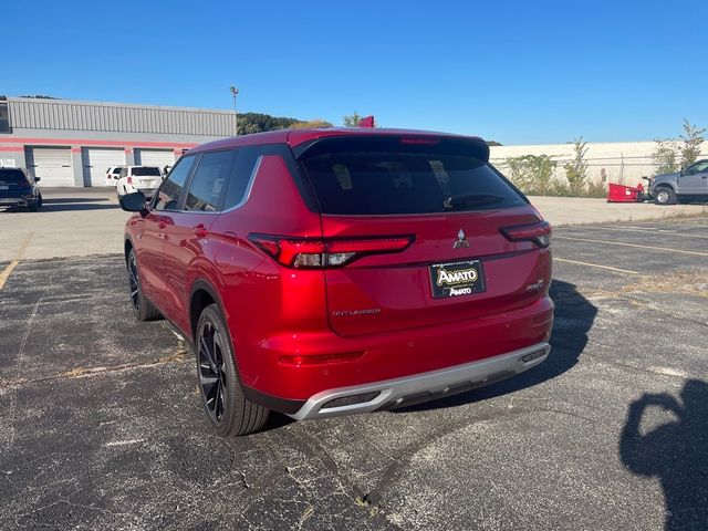 2025 Mitsubishi Outlander Plug-In Hybrid SE