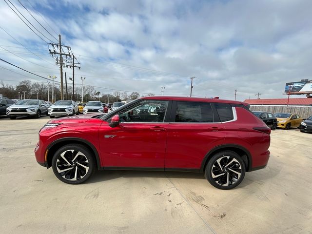 2025 Mitsubishi Outlander Plug-In Hybrid SE