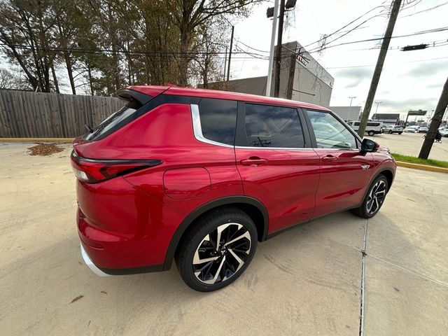 2025 Mitsubishi Outlander Plug-In Hybrid SE