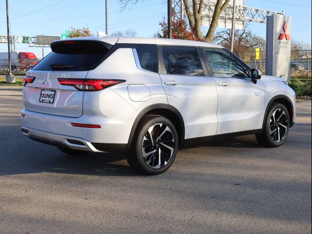 2025 Mitsubishi Outlander Plug-In Hybrid SE