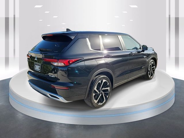 2025 Mitsubishi Outlander Plug-In Hybrid SE