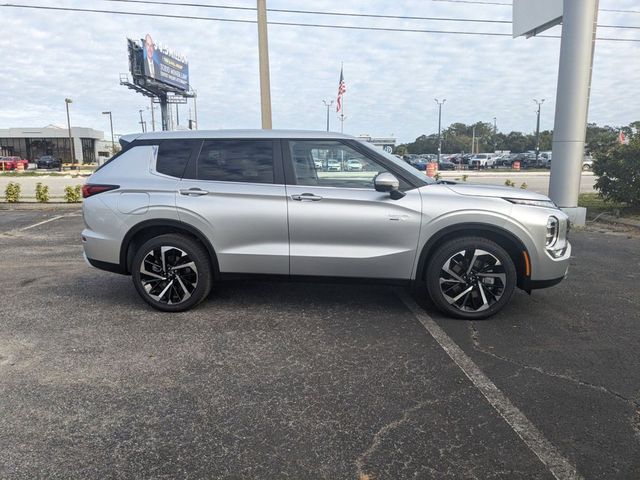 2025 Mitsubishi Outlander Plug-In Hybrid SE