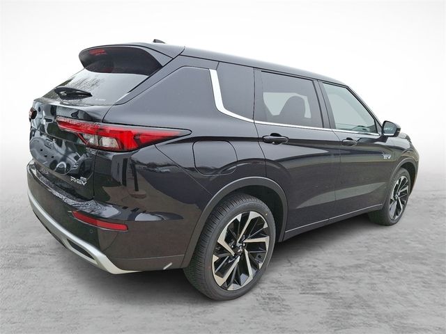 2025 Mitsubishi Outlander Plug-In Hybrid SE