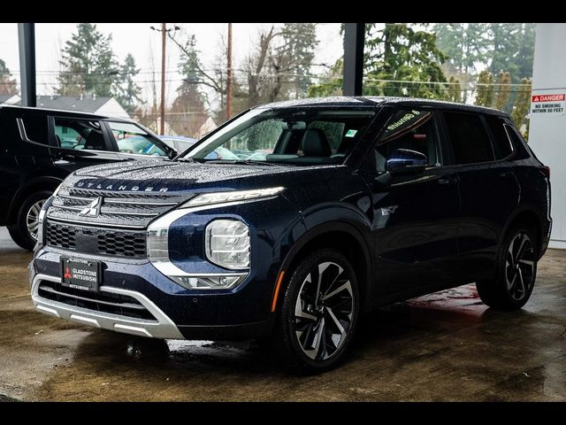 2025 Mitsubishi Outlander Plug-In Hybrid SE