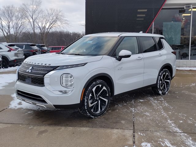 2025 Mitsubishi Outlander Plug-In Hybrid SE