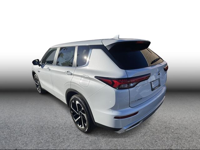 2025 Mitsubishi Outlander Plug-In Hybrid SE