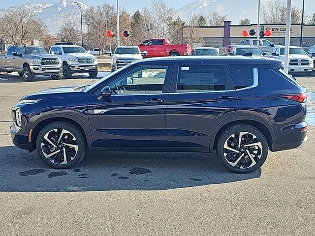 2025 Mitsubishi Outlander Plug-In Hybrid SE