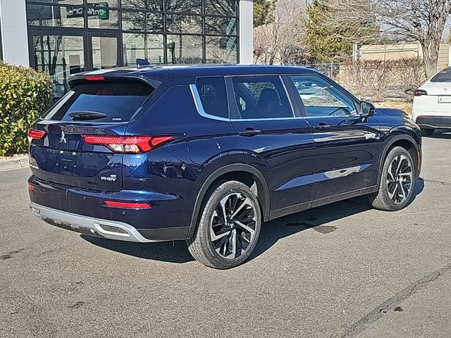 2025 Mitsubishi Outlander Plug-In Hybrid SE