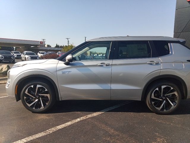 2025 Mitsubishi Outlander Plug-In Hybrid SEL