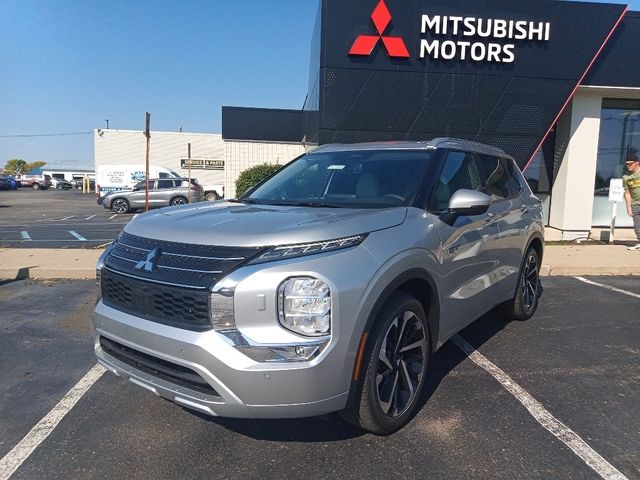 2025 Mitsubishi Outlander Plug-In Hybrid SEL