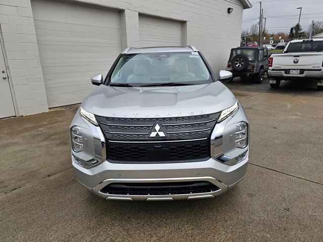 2025 Mitsubishi Outlander Plug-In Hybrid SEL