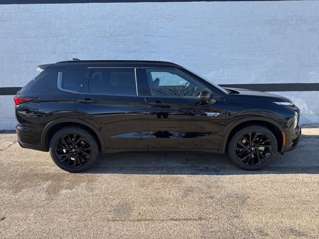 2025 Mitsubishi Outlander Plug-In Hybrid SEL Black Edition