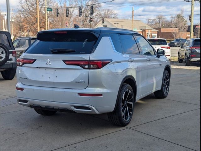 2025 Mitsubishi Outlander Plug-In Hybrid SEL