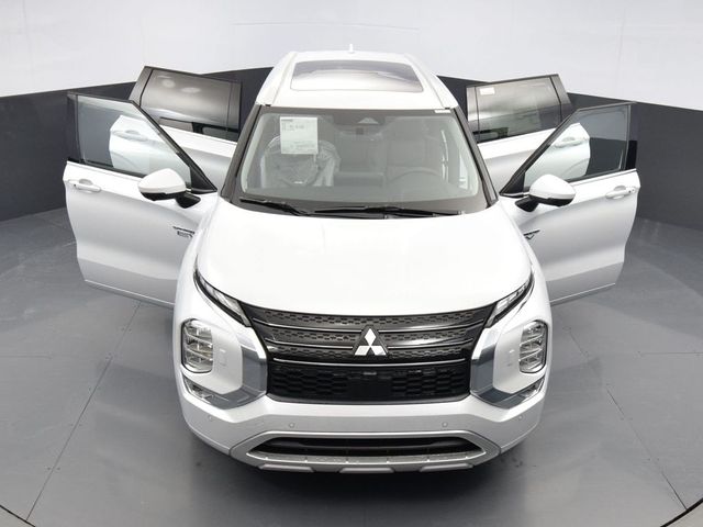 2025 Mitsubishi Outlander Plug-In Hybrid SEL