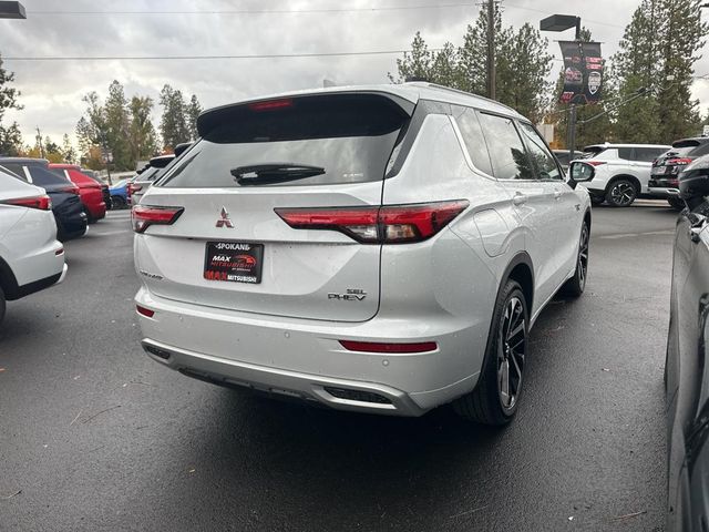 2025 Mitsubishi Outlander Plug-In Hybrid SEL