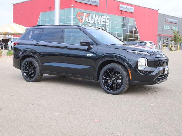 2025 Mitsubishi Outlander Plug-In Hybrid SEL Black Edition