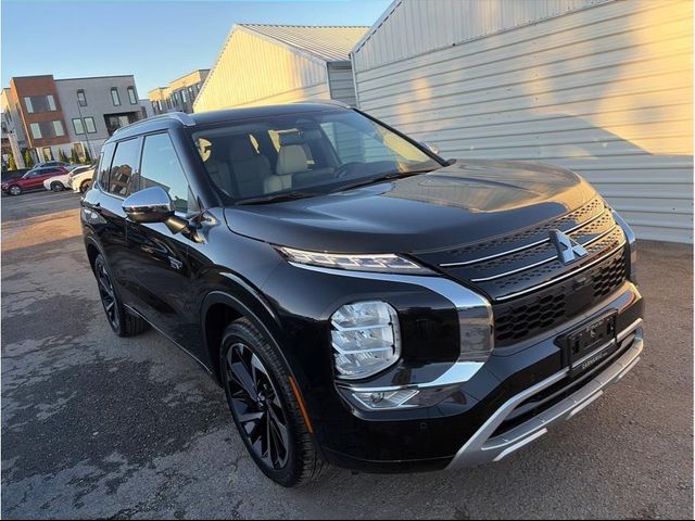 2025 Mitsubishi Outlander Plug-In Hybrid SEL