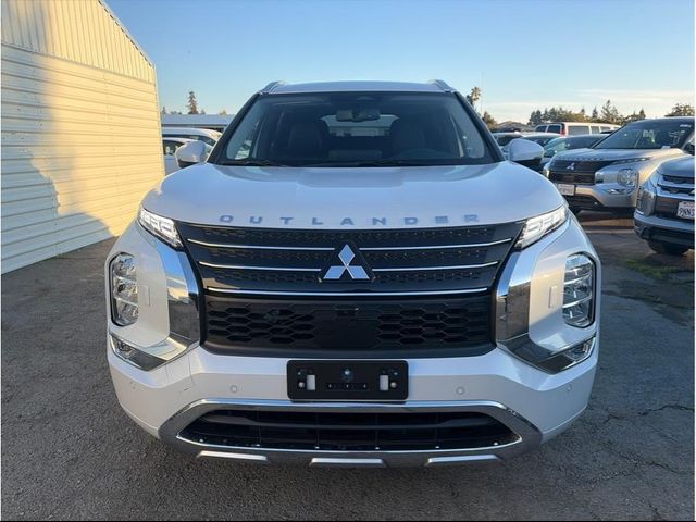 2025 Mitsubishi Outlander Plug-In Hybrid SEL